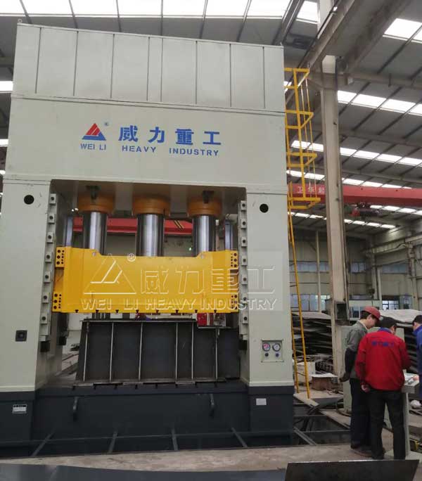 1250噸框架式液壓機