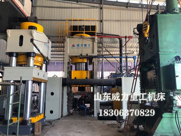 挖掘機(jī)斗齒鍛造液壓機(jī)
