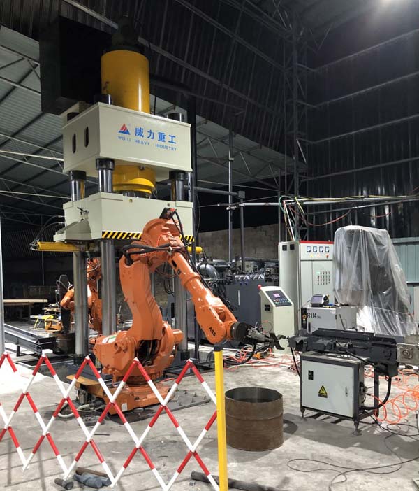 1000噸多工位四柱熱鍛液壓機