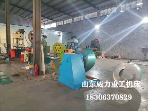 彩石金屬瓦客戶現(xiàn)場使用圖片