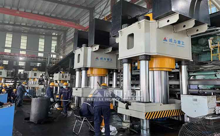 壓制石墨坩堝的2000噸坩堝液壓機